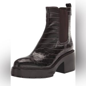 Sam Edelman Chelsea Boots